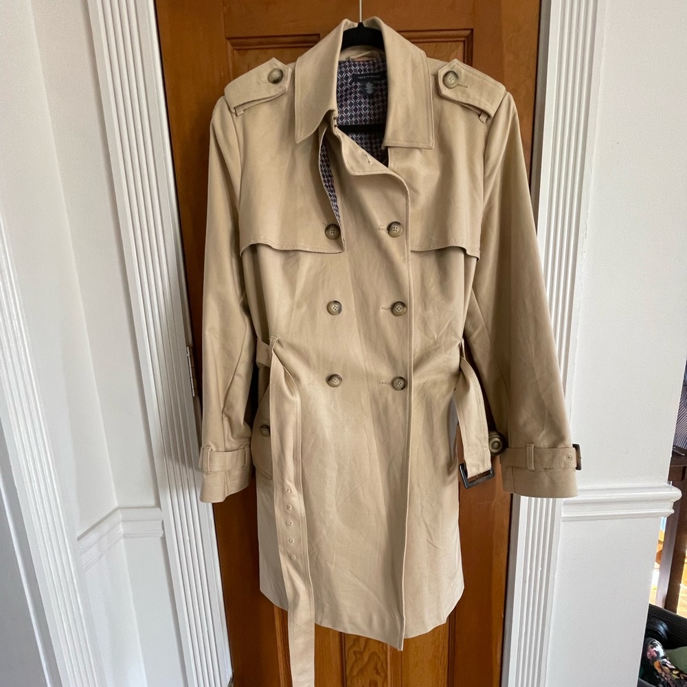 Tommy Hilfiger mid-length trench